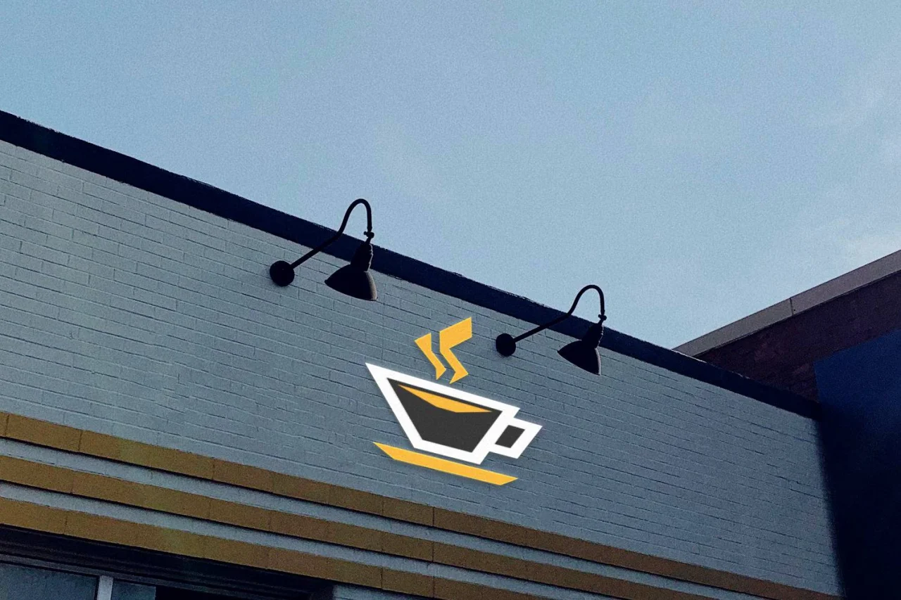 Plaza Cafe Restaurant Logo — screenshot 3