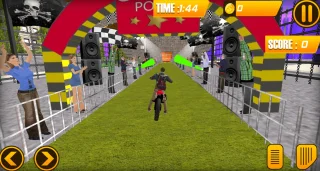 Well of Death Mega Stunt Bike Rider
