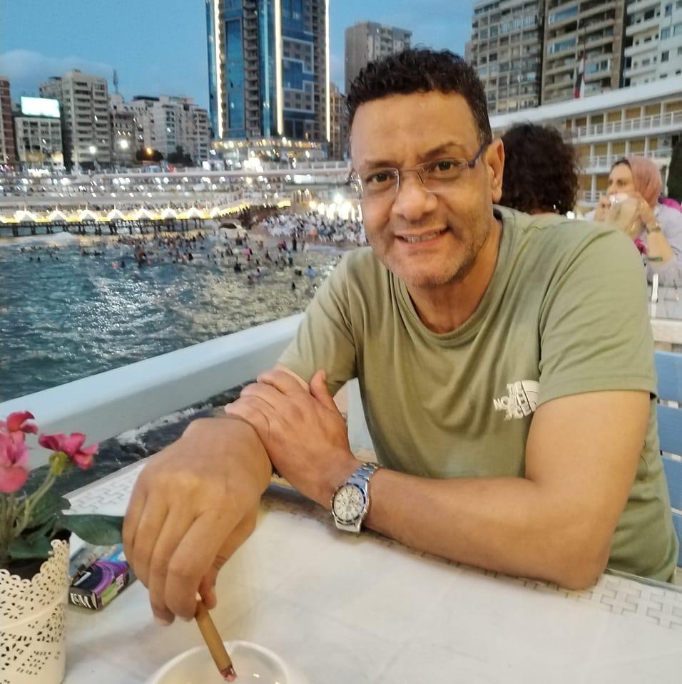 Elmahrosa profile picture